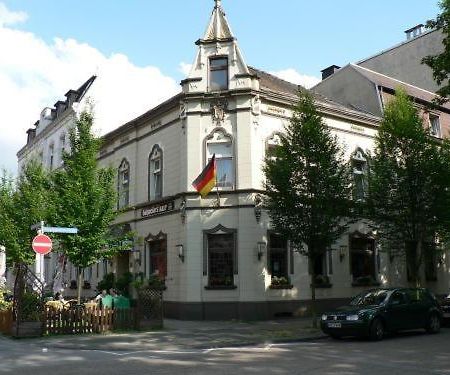 Stadt-Gut-Hotel Zum Rathaus Oberhausen  Zewnętrze zdjęcie